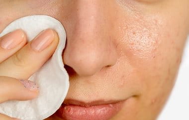 Removing your make-up helps to prevent blemishes and acne