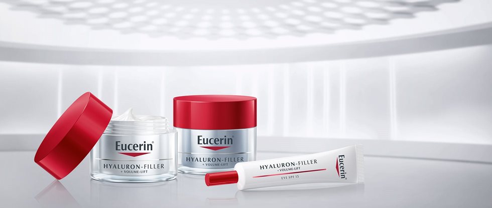 Eucerin scientist in the laboratory